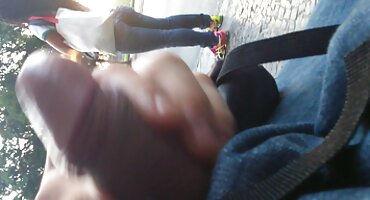 jav bạo dâm Một người đàn ông hai phụ nữ: Aria và lise pussy sex co noi dung phải đối mặt với dicks.